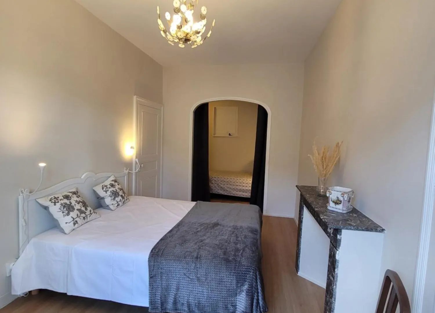 Appartement La Belle Saison à Bagnères-de-Luchon 0*,  France